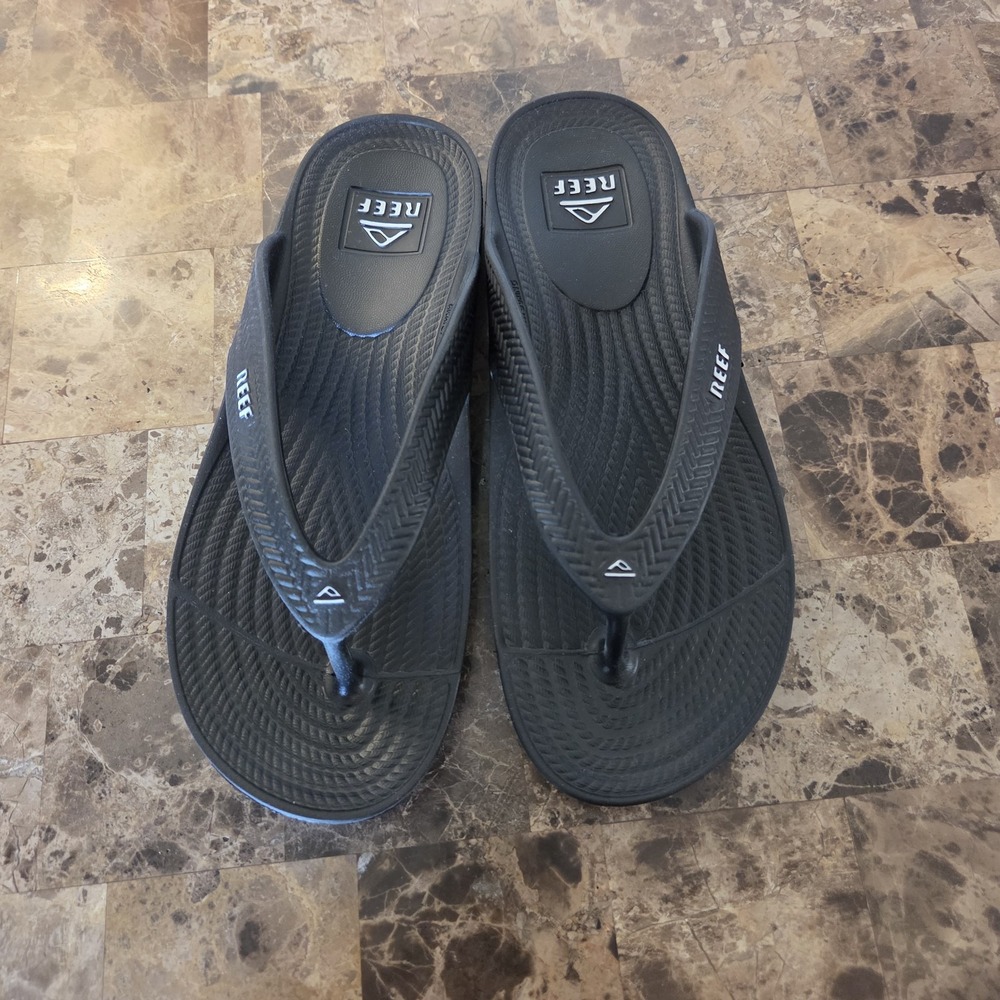 Reef Women's Water Court Thong Flip Flop Sandals black Size 8 beach vacation - Picture 5 of 13